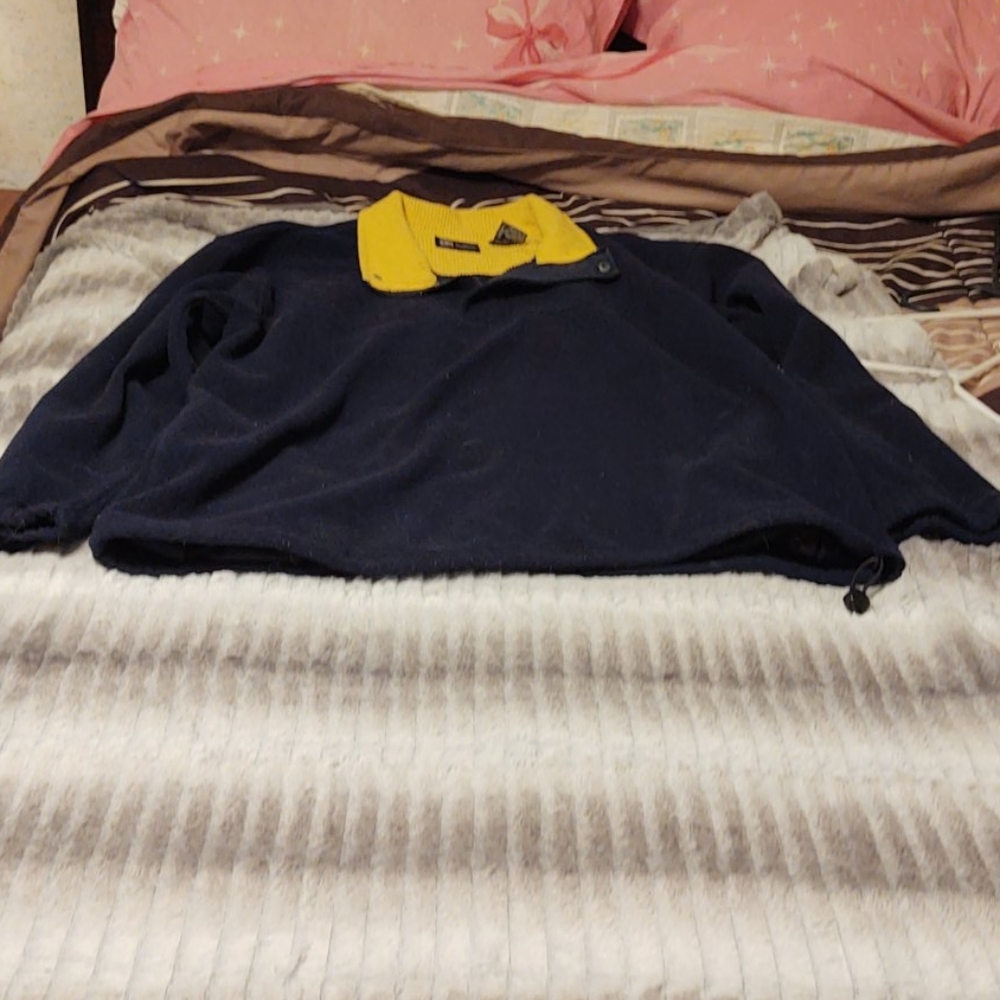 Men's pullover